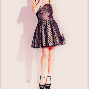 POLKA DOT TULLE MESH LAYER DRESS Corset Zip FRoNT